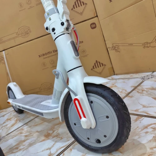 Trottinette Électrique Trotinette Xiaomi Mi 3 Lite i Jamais Utilisé i PROMOTION!