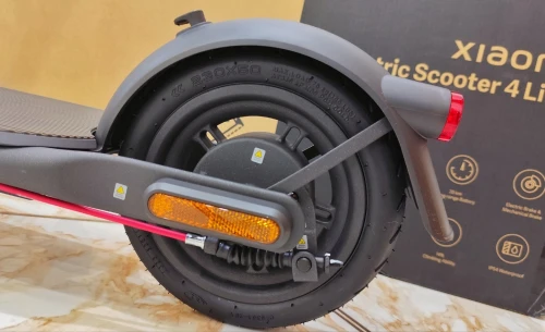 Trottinette Électrique Trotinette Xiaomi 4 Lite i Jamais Utilisé i Promotion! 