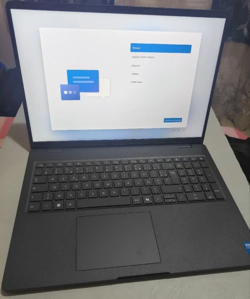 DELL PRO 16 ULTRA 5 RAM 16G SSD512G FULHD 15"