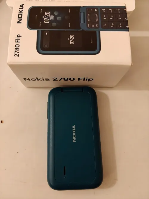 Nokia 2780 flip