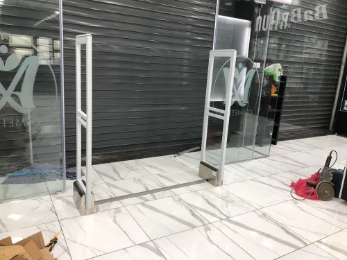 رفوف سوبر ماركت/ سوبيرات/rayonnage/etager