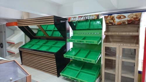 Équipement de supermarché et de magasin/تجهيزات المحلات و سوبر ماركت 