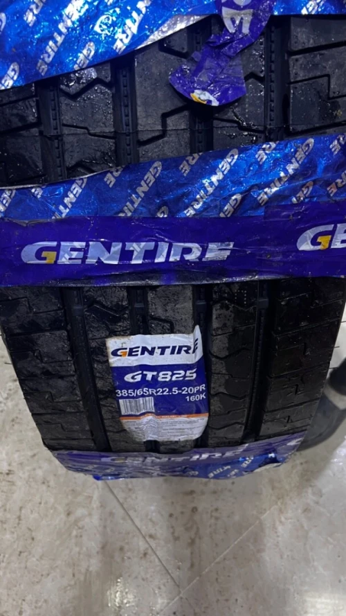 Vente pneus léger-lourds-Engins-clarck 