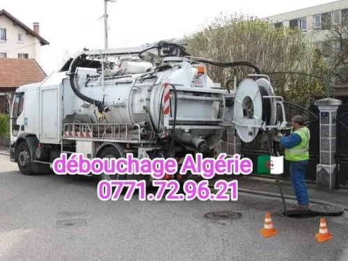 Camion débouchage canalisation camion vidange fosse