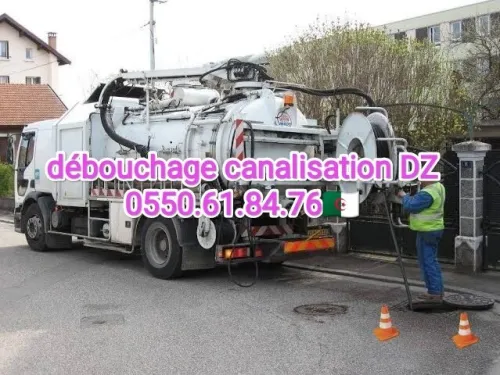 Camion débouchage canalisation camion vidange fosse