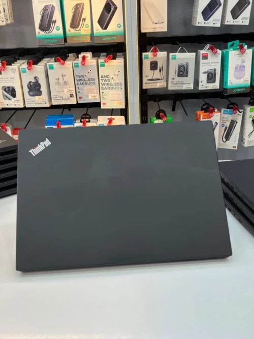 LAPTOP LENOVO THINKPAD T495 RYZEN 5 PRO 3500 8GB RAM 256GB SSD ECRAN 14" FHD 