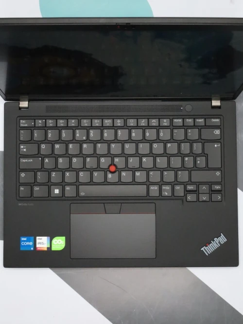 LAPTOP LENOVO THINKPAD T14s GEN 4 , I5-1335U , 16GB 256GB SSD , 14" TACTILE, 1 CYCLE , BIOS PASSWORD