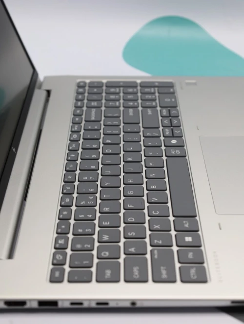 LAPTOP Hp ELITEBOOK 665 G11 RYZEN 5 PRO 7535 32GB 512GBSSD