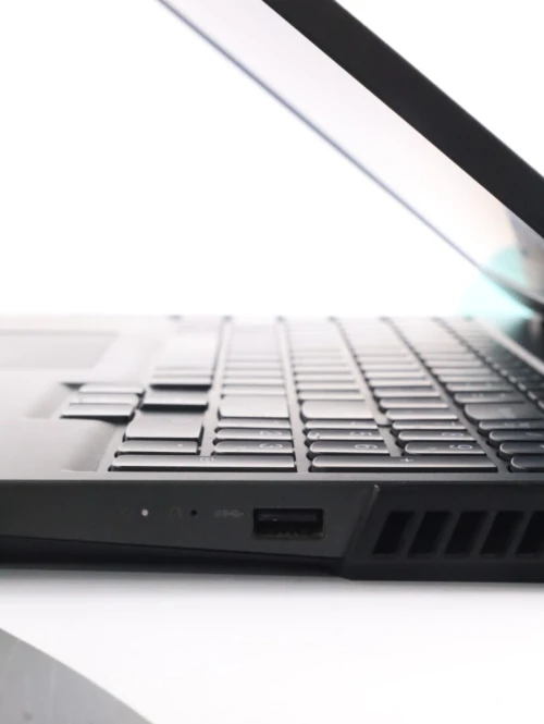 LAPTOP GAMING LENOVO LEGION, I7-10750H, 16GB 512GA SSD, NVIDIA GTX A1650TI, 15.6"