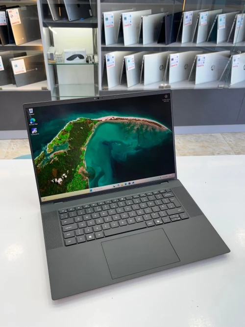 LAPTOP DELL PRECISION 5690 ULTRA 7 165H 32GB RAM 1TB SSD RTX A1000 6GB ECRAN 16" FHD CYCLE 05 