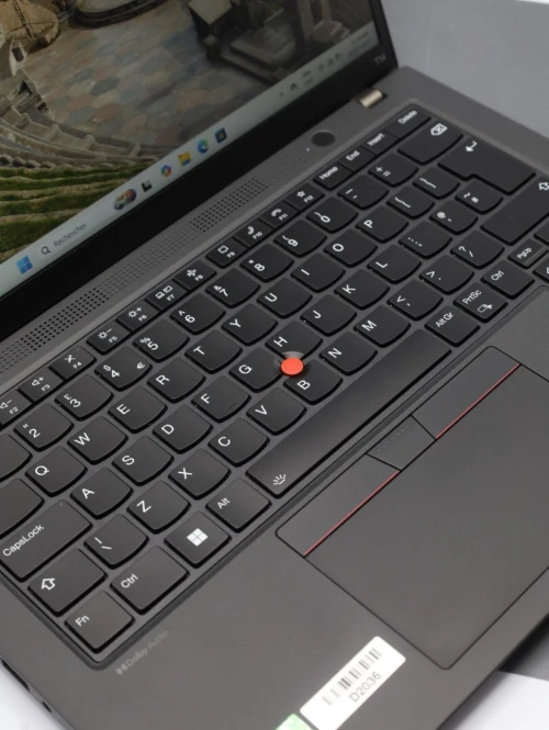 LAPTOP LENOVO THINKPAD T14 I5-1345U 16GB RAM 256 GB SSD ECRAN 14" FHD 