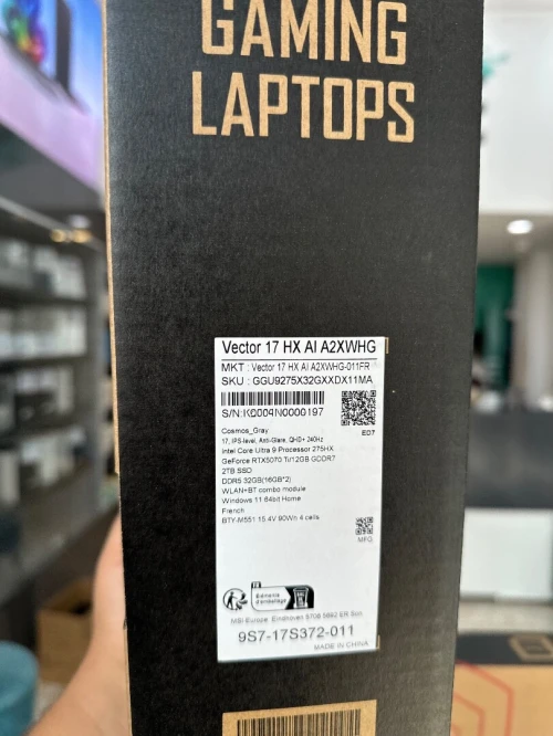 LAPTOP MSI VECTOR 17 ULTRA 9 275HX 32GB RAM 2TB SSD NVIDIA RTX 5070Ti 12GB VRAM ECRAN 17" NEUF 