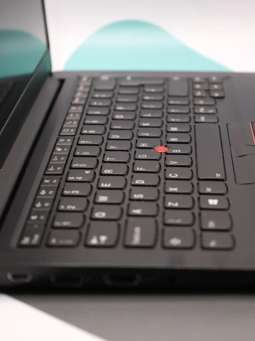 LAPTOP LENOVO THINKPAD E14 I7-11Th GEN 16GBV RAM 512