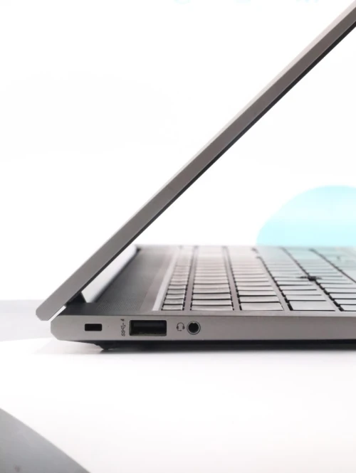 LAPTOP Hp ZBOOK FIREFLY Y 14 G7, I7-10510U, 16GB 512GB SSD, NVIDIA QUADRO P520 4GB, 14"