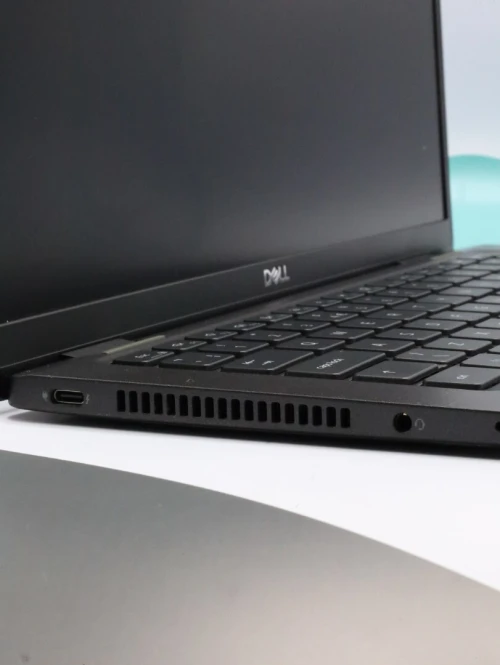 LAPTOP DELL Latitude 7420 I7-11Th GEN 16GB 256GB SSD