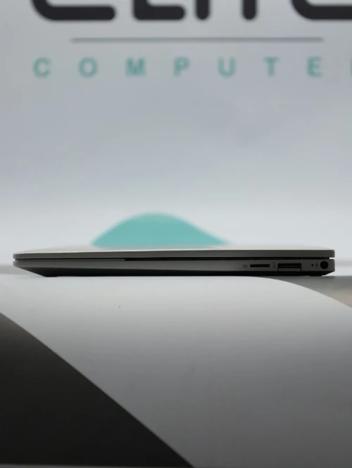 LAPTOP Hp ENVY 13 I7-1165G7, 8 GB 512GB SSD, 13.3" FHD