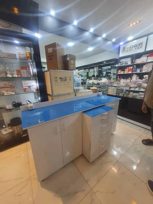 Meuble dentistes 