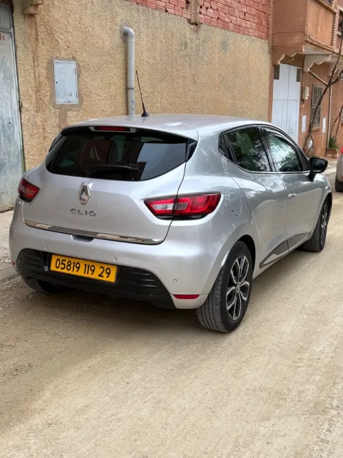 Renault Clio 4 2019 Limited 2