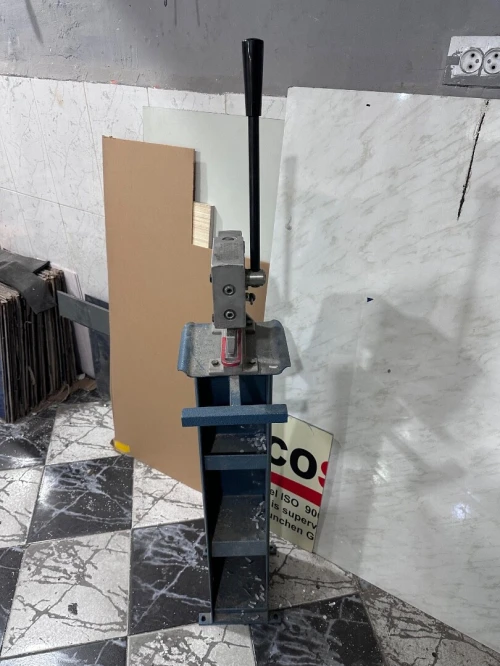 Matérielle aluminium أجهزة الألمنيوم