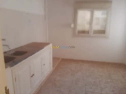 Location Appartement F4 Annaba Annaba