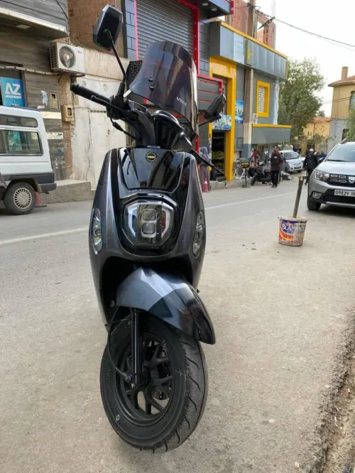 vespa extate x 2025