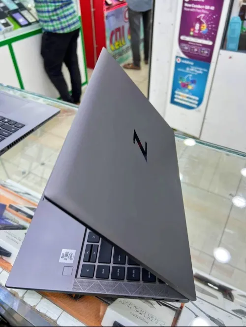 HP ZBook Firefly 14" G7 - i7 10th Gen