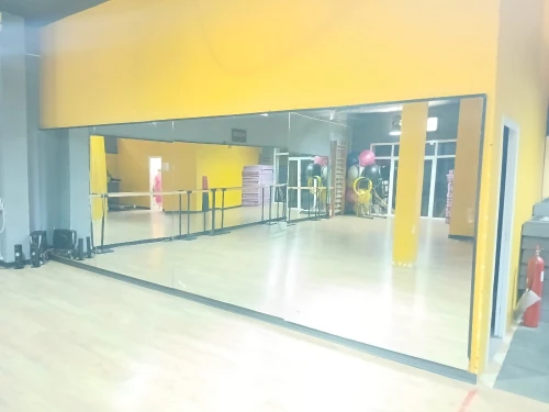 Miroir de salle de sport 