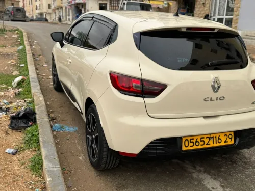 Renault Clio 4 2016 Limited 2