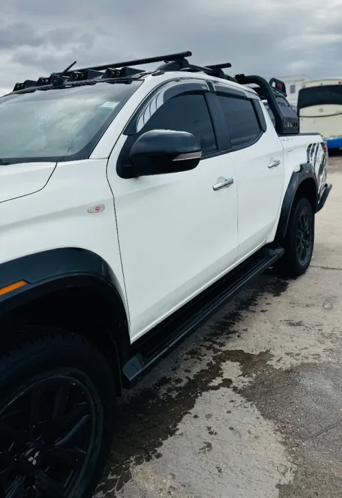 Mitsubishi L200 2021 Doube cabine Evolution