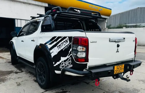 Mitsubishi L200 2021 Doube cabine Evolution