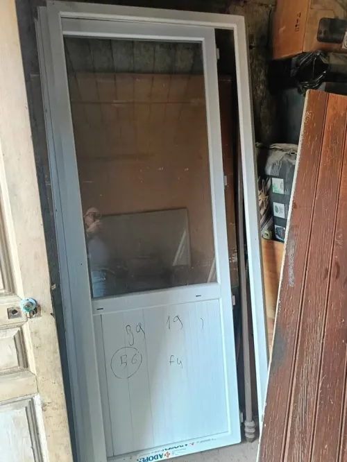 PORTE PVC باب