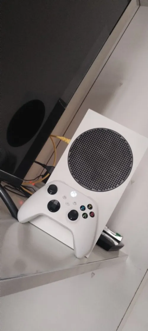 Xbox série s avec boîte 