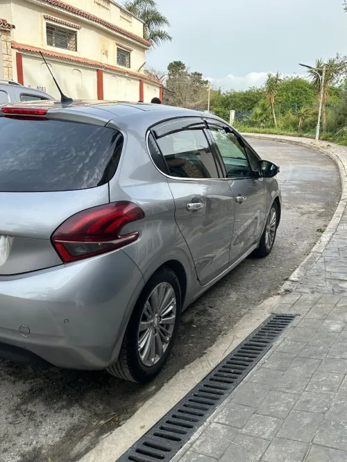 Peugeot 208 2019 