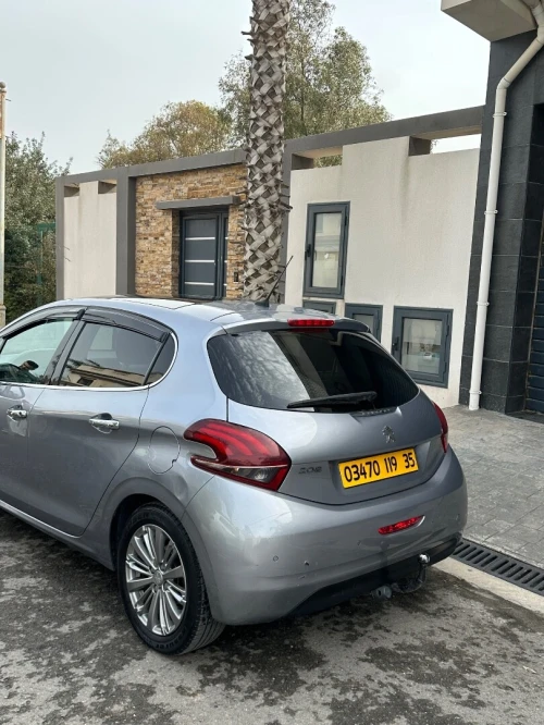 Peugeot 208 2019 