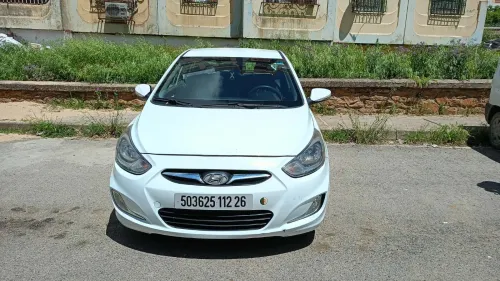 Hyundai Accent RB  4 portes 2012 Accent RB  4 portes