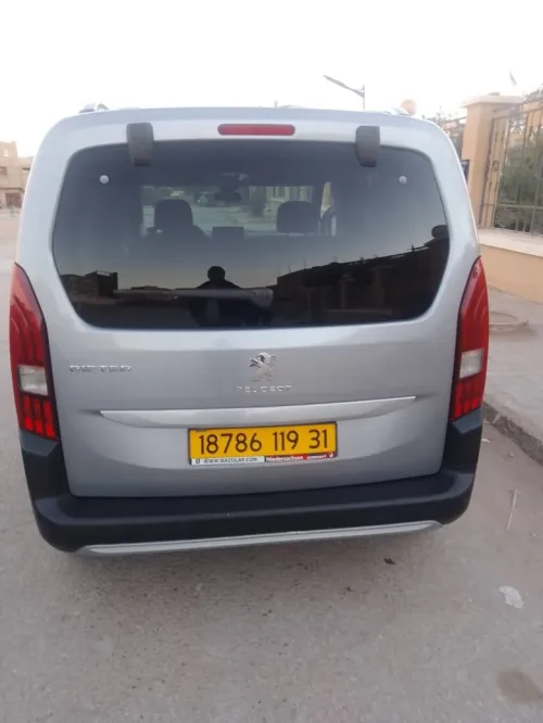 Peugeot Partner 2019 Tepee Allure 