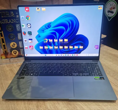 Samsung Galaxy Book4 Ultra 9 Tactile