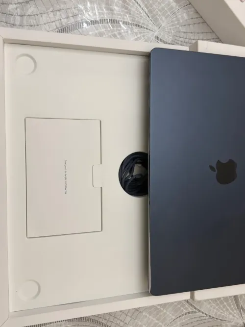 MacBook Air M4