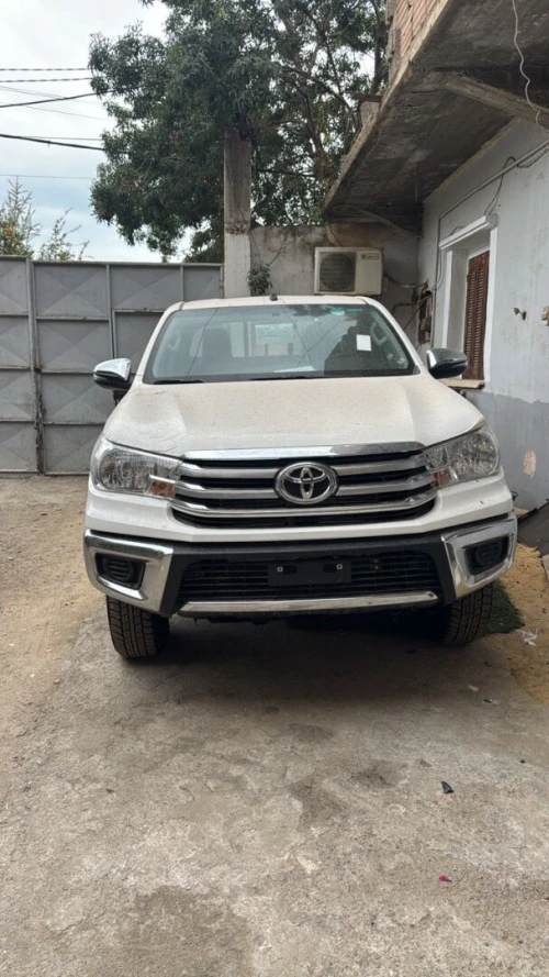 Toyota Revo  2025 HILUX