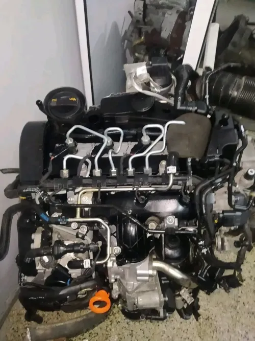 Moteur 03 Volkswagen  tout court 