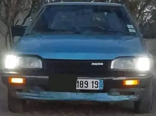 Mazda 323 1989 323