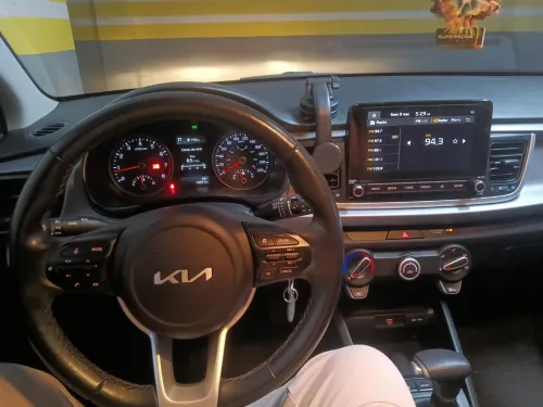 Kia rio 2023 ex