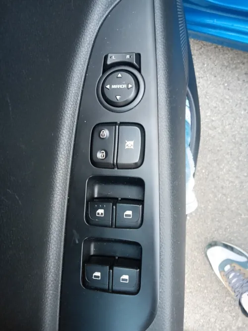Kia RIO 2023 LX