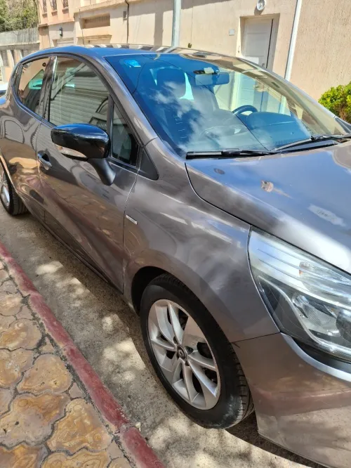 Renault Clio 4 2016 Limited