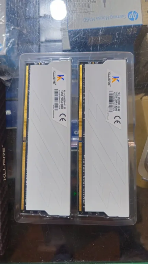 Kllisre Mémoire RAM de bureau DDR4 32G (16Gox2) 3200MHz White