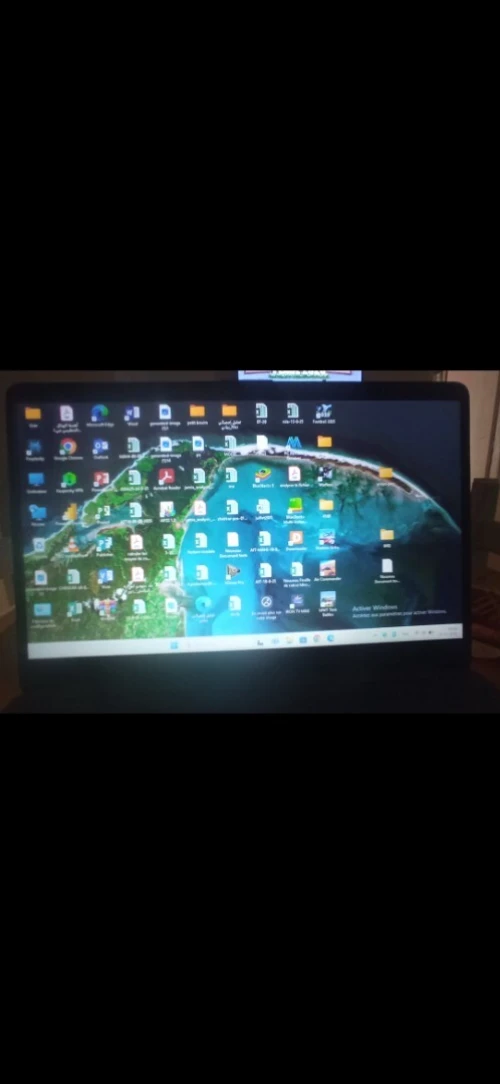 hp intel celerone , Ram 8, disq dur 512 ssd , ecrant 15.6