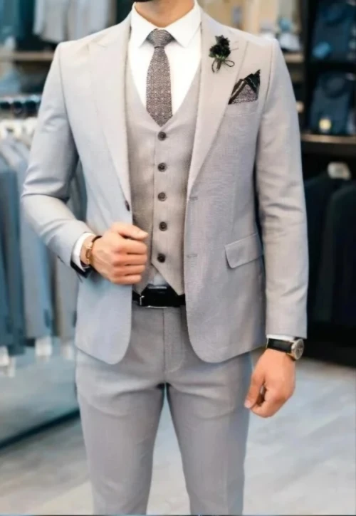 Costume gris 5 pièces neuf (jdida) taille 50 utilisé 3h c tt Hadja chaba o qualité