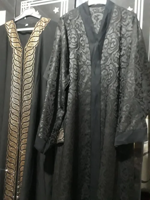 حجابات وعبايات صنع إماراتي | Hijabs et Abayas UAE