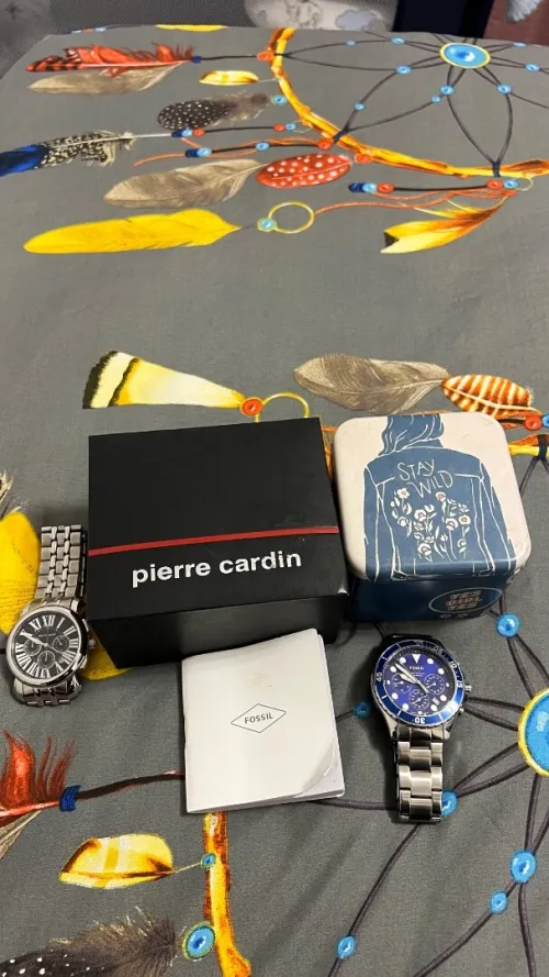 Montre homme original ( fossil & piere cardin )