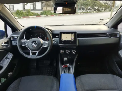 Renault Clio 5 hibryd 2021 E-TECH